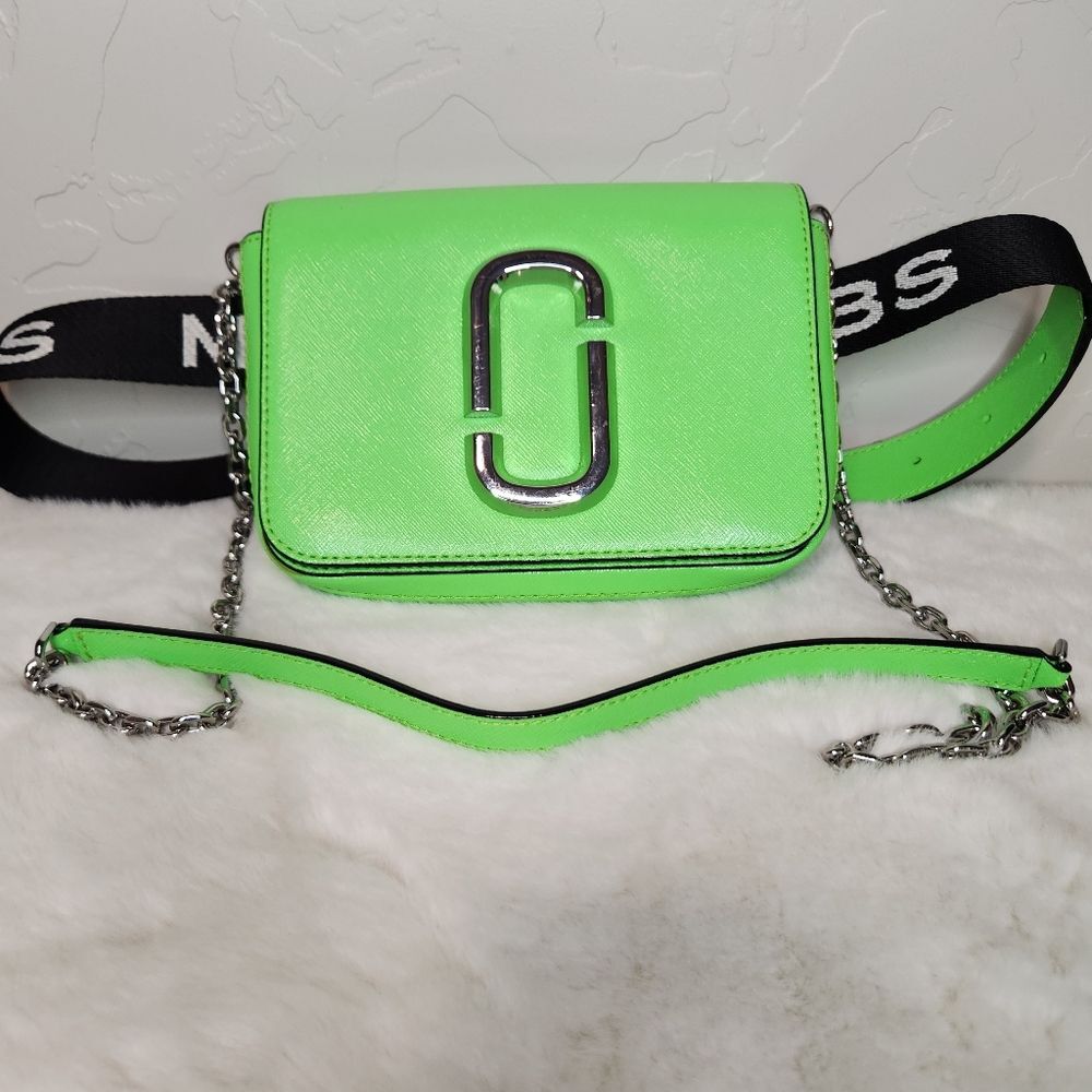 Marc Jacobs Utility Snapshot | Bright Green | Chain & Belt Bag